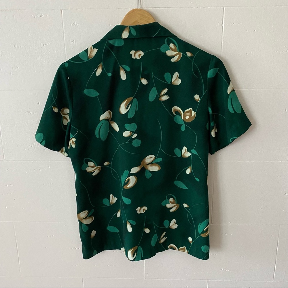 Vintage Blouse with Ornate Buttons - Picture 7 of 8